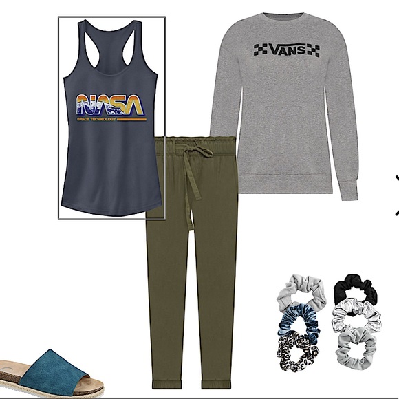 Juniors' Vans® Check Logo Crew Sweatshirt - Picture 6 of 8